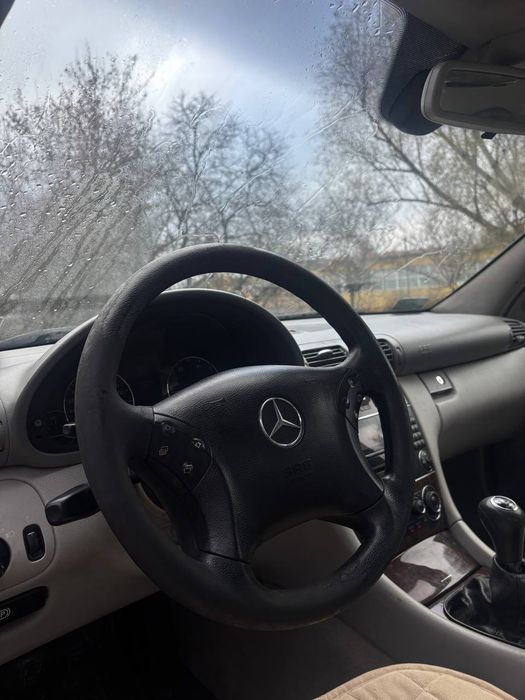 Na sprzedaż Mercedes C klasa 2.2D/Ładny stan/Gwarancja/Alufelgi/Nowe k