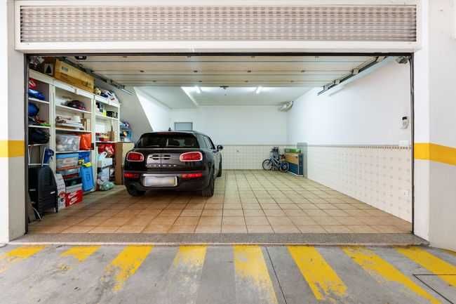 MORADIA T3 com suite, varanda e terraço