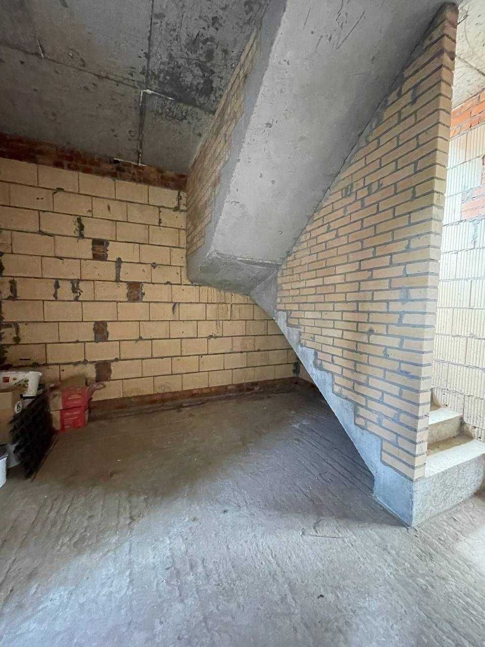 Продаж дуплекса 120м2 в Петропавлівській Борщагівці