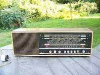 Stare radio Elegant 6360 do kuchni sprawne.