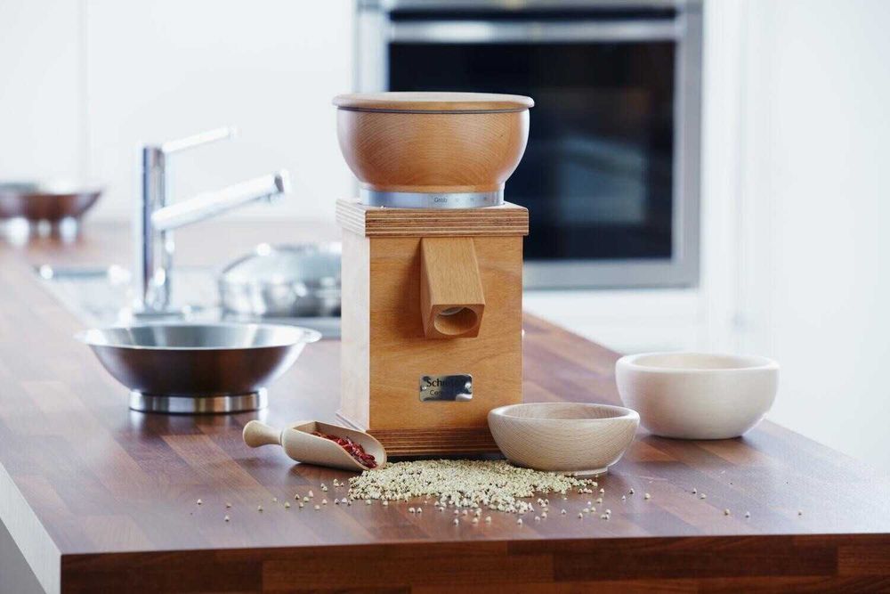 Moinho caseiro em faia para farinha