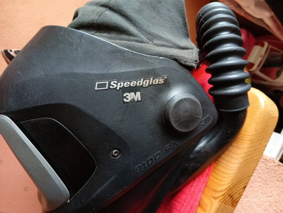 Przyłbica spawalnicza 3M Speedglas 9100FX + system filtrujący z dopływ