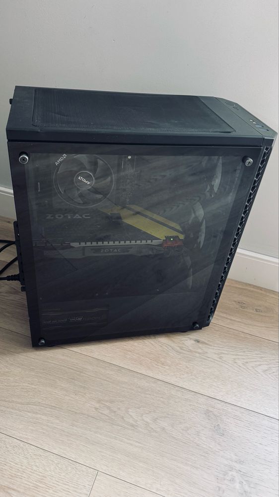 Komputer gamingowy PC AMD Ryzen 7 2700 8-core + GTX 1070 32 GB RGB