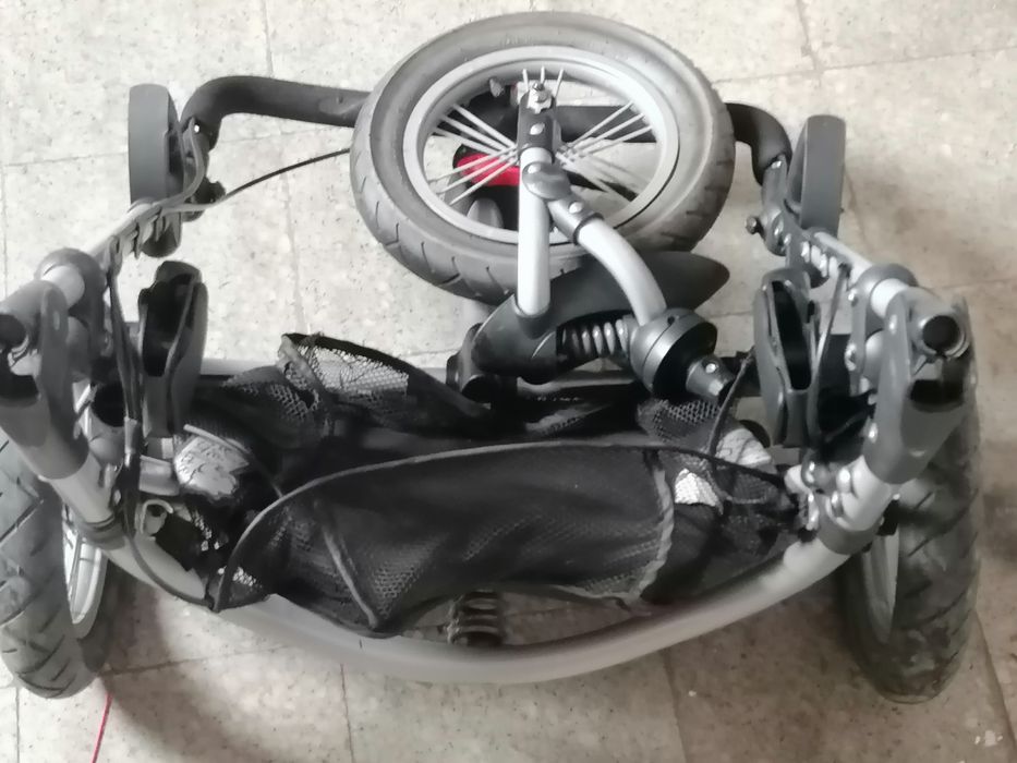 Trio Chicco Chassis + cadeira + ovinho