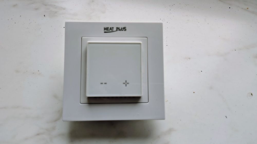Терморегулятори для теплої підоги Heat Plusідлоги