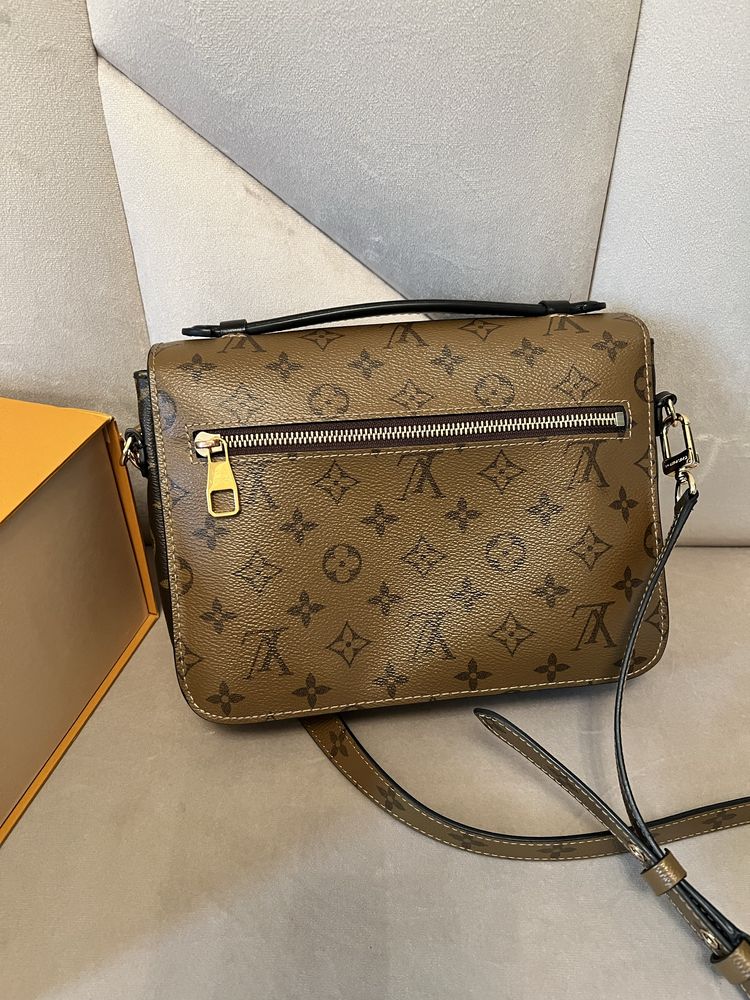 Сумка Louis Vuitton