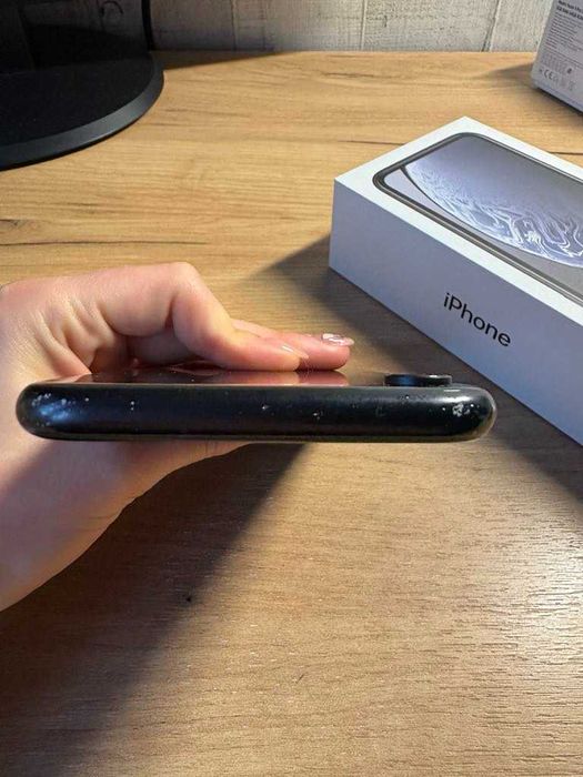 Czarny Iphone XR Wymieniony ekran