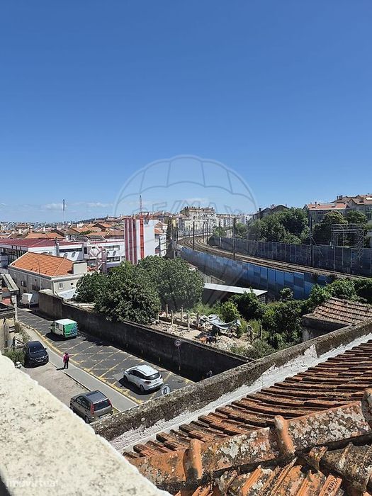 Apartamento T2 para venda — Mina De Água, Lisboa