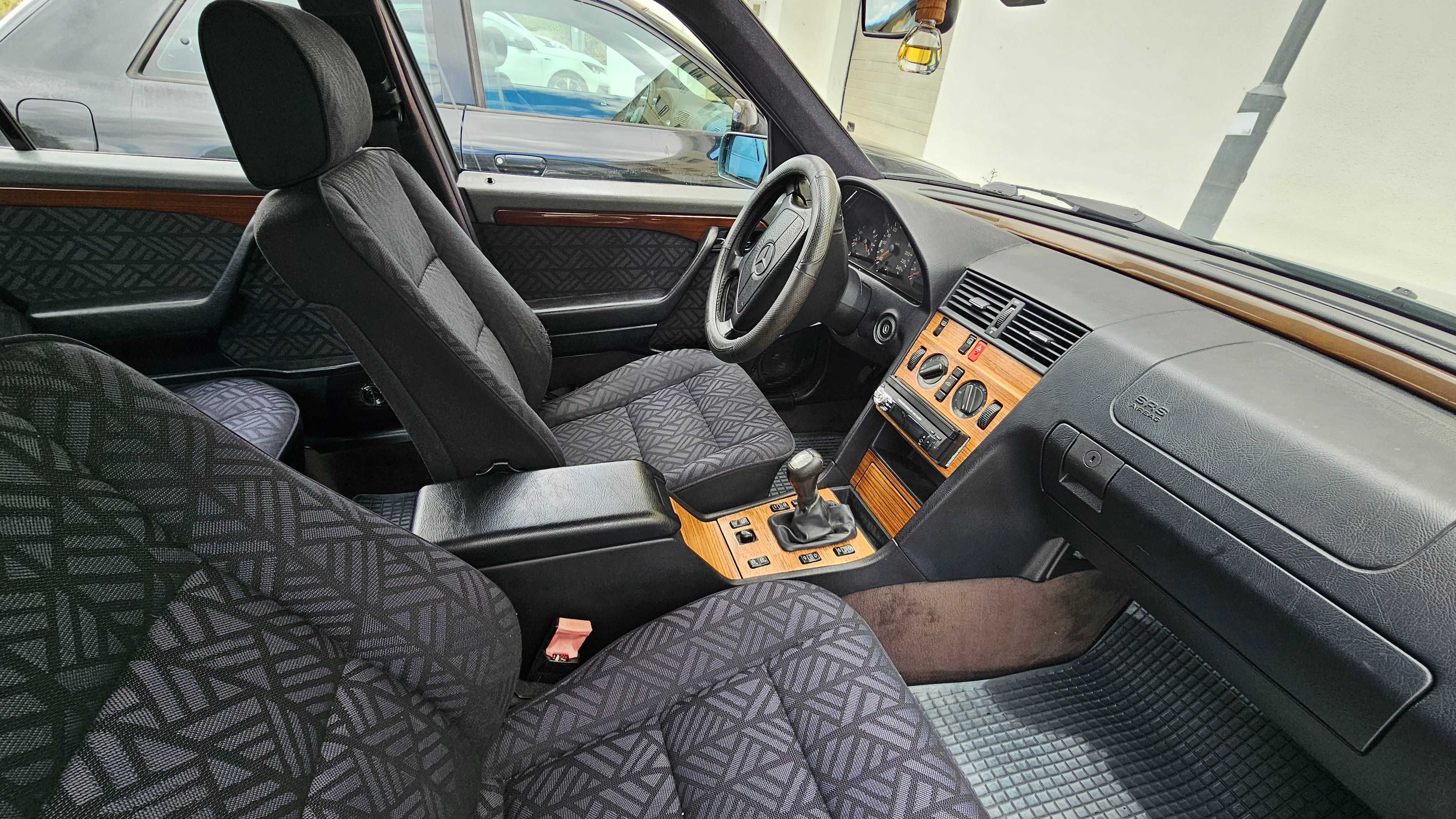 Mercedes classe c 180 élégance
