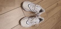 Buty Adidas sneakersy 36 2/3 originals ozweegoo młodzieżowe