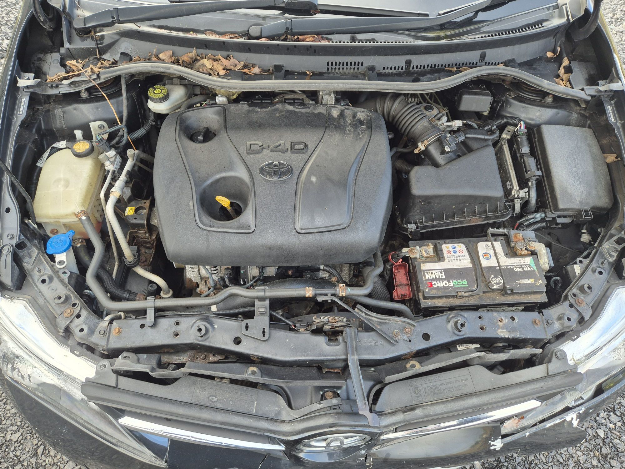 Silnik  toyota auris II  1.4d4d