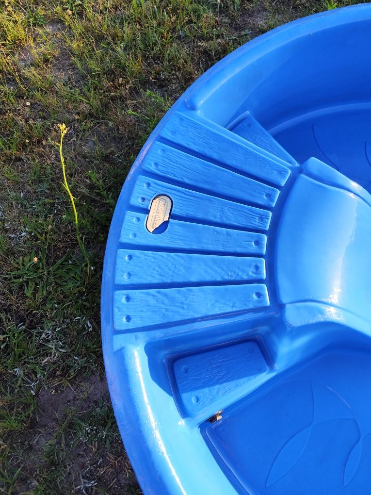 Świetny basen dla malucha że zjeżdżalnią Little tikes mocny plastik
