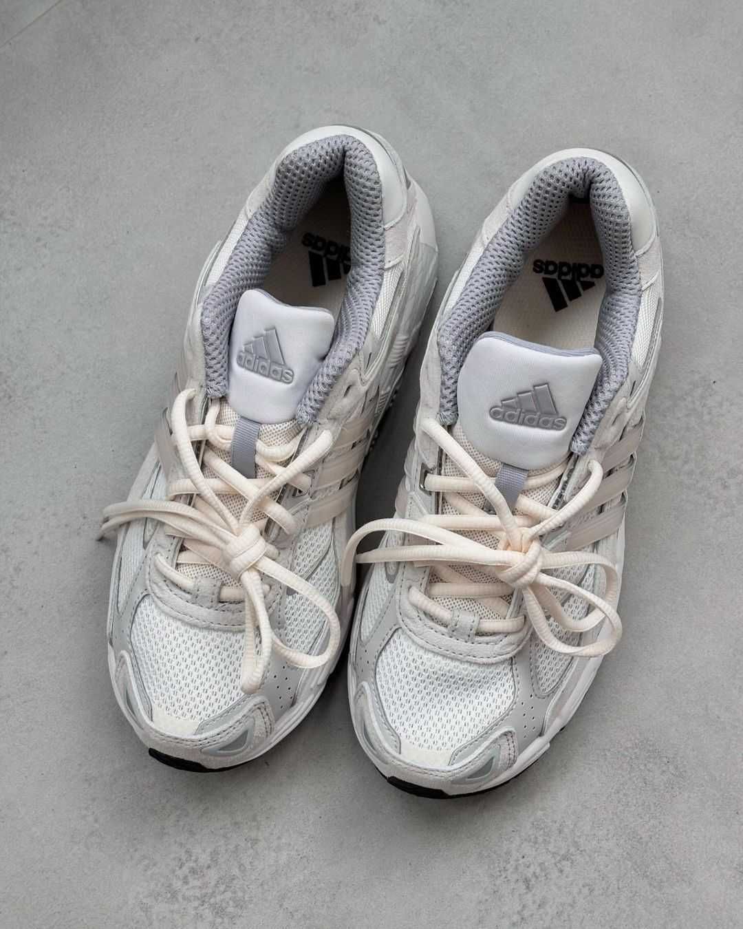 Кроссовки Женские/Кросівки Жіночі Adidas Response Cl/Останні Розміри