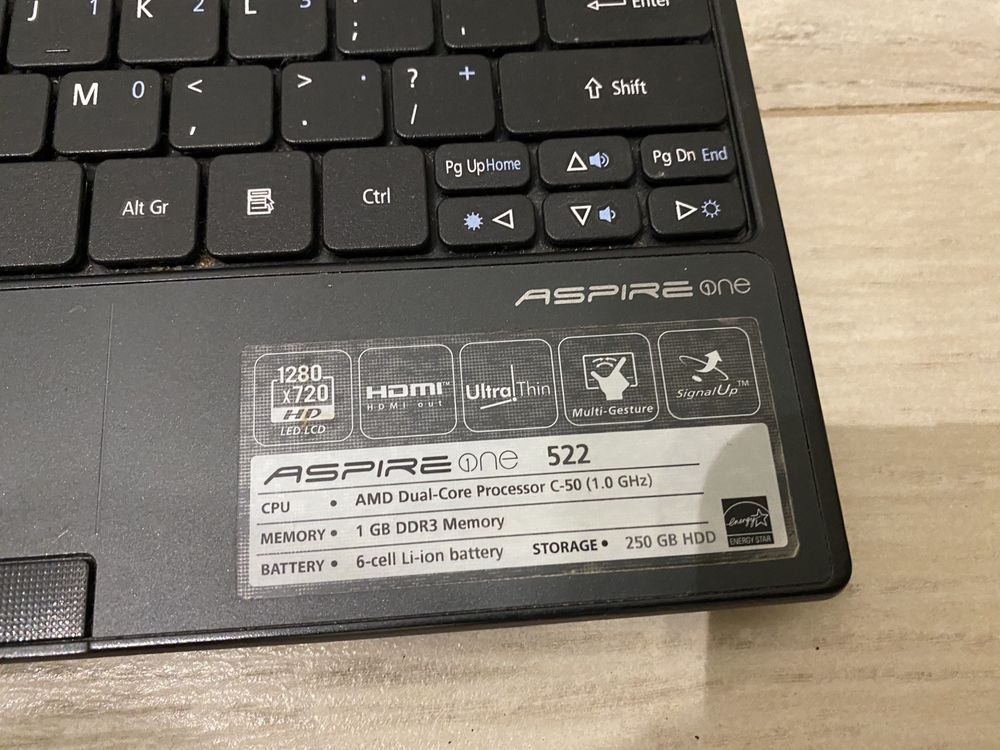 Mini laptop Acer Aspire One dolożony RAM i nowy dysk