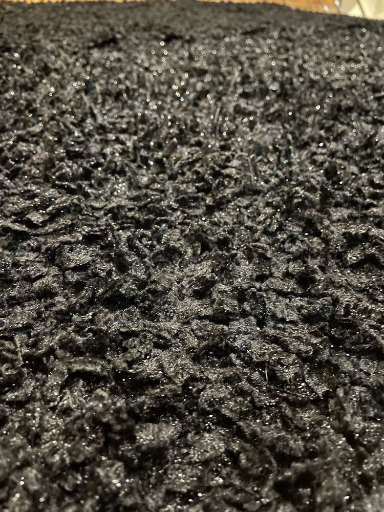 Carpetes preto brilhante