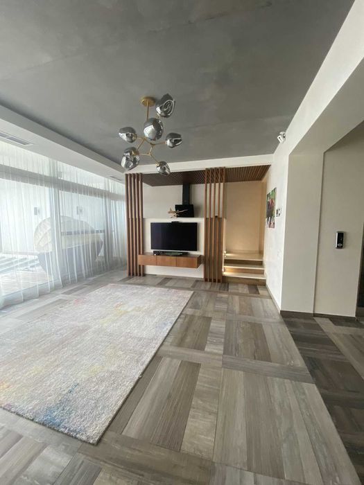 Стильный котедж у самого синего моря.