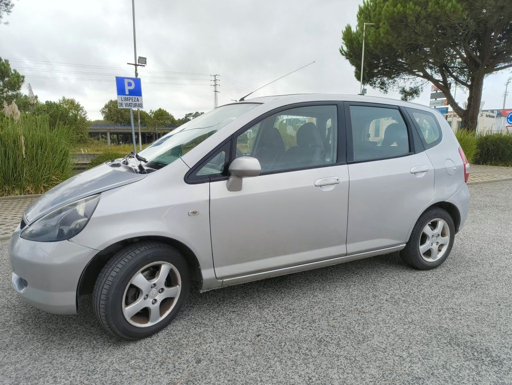 Honda Jazz 2004 Estimado