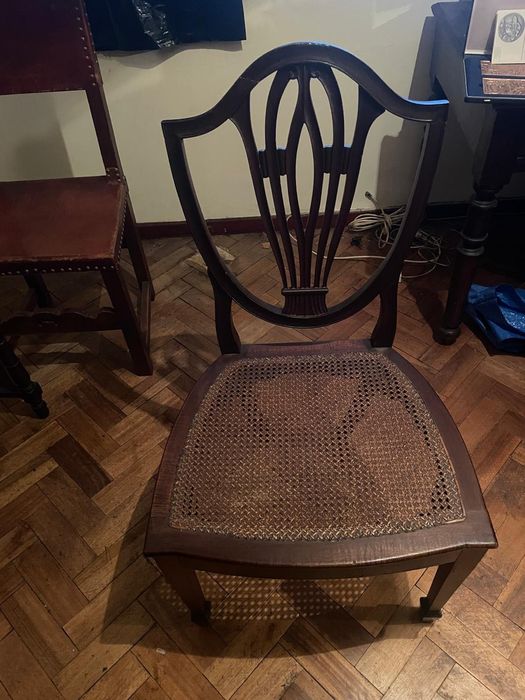 Vendo cadeiras 20 euros cada uma