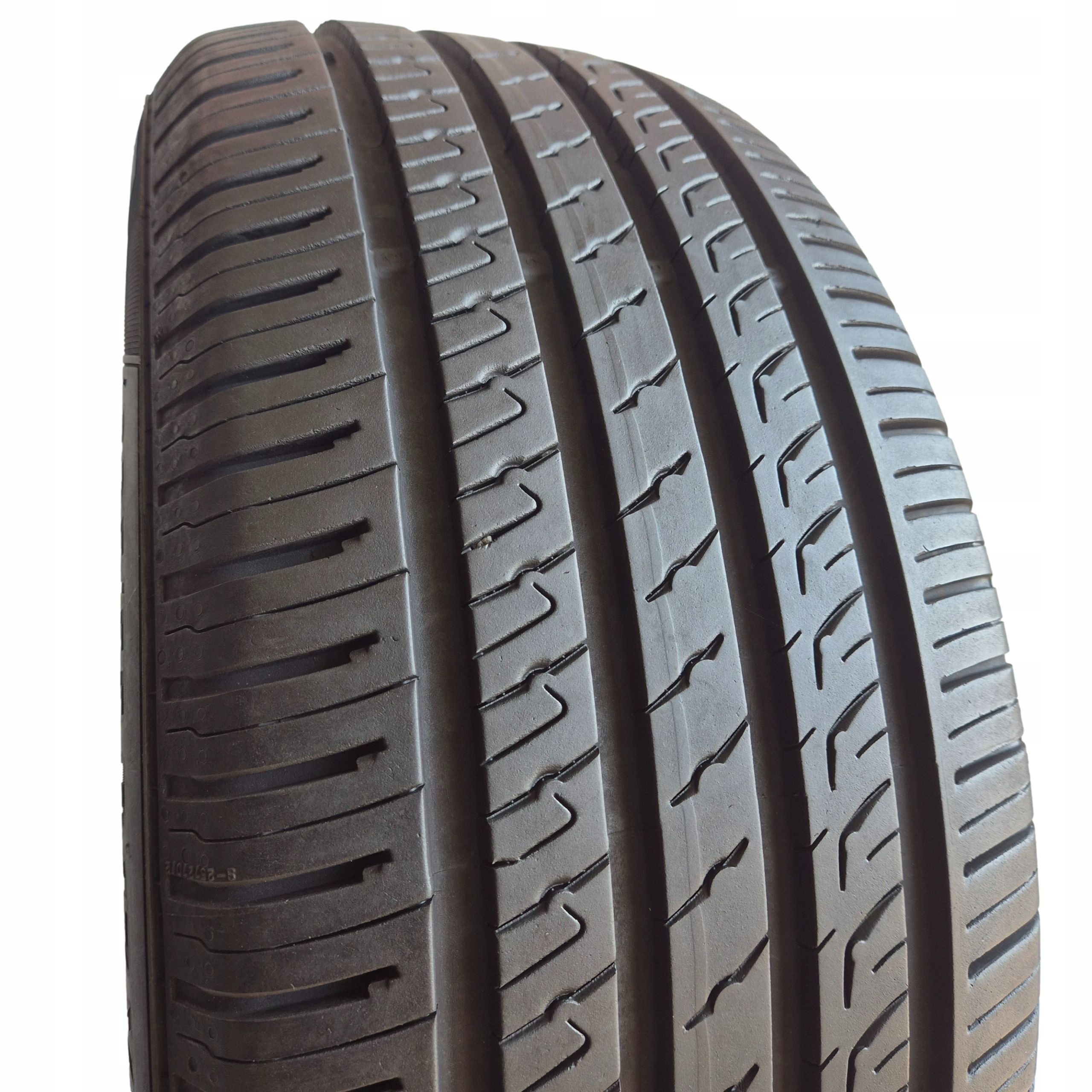Barum bravuris 5HM 235/55 R17 103Y 8.5mm 2023