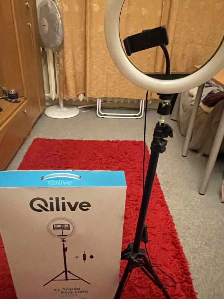 Lampa stojąca dla selfi