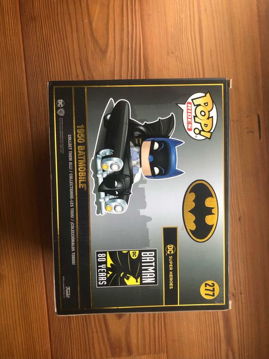 funko pop batmobile 80 anos Nº277