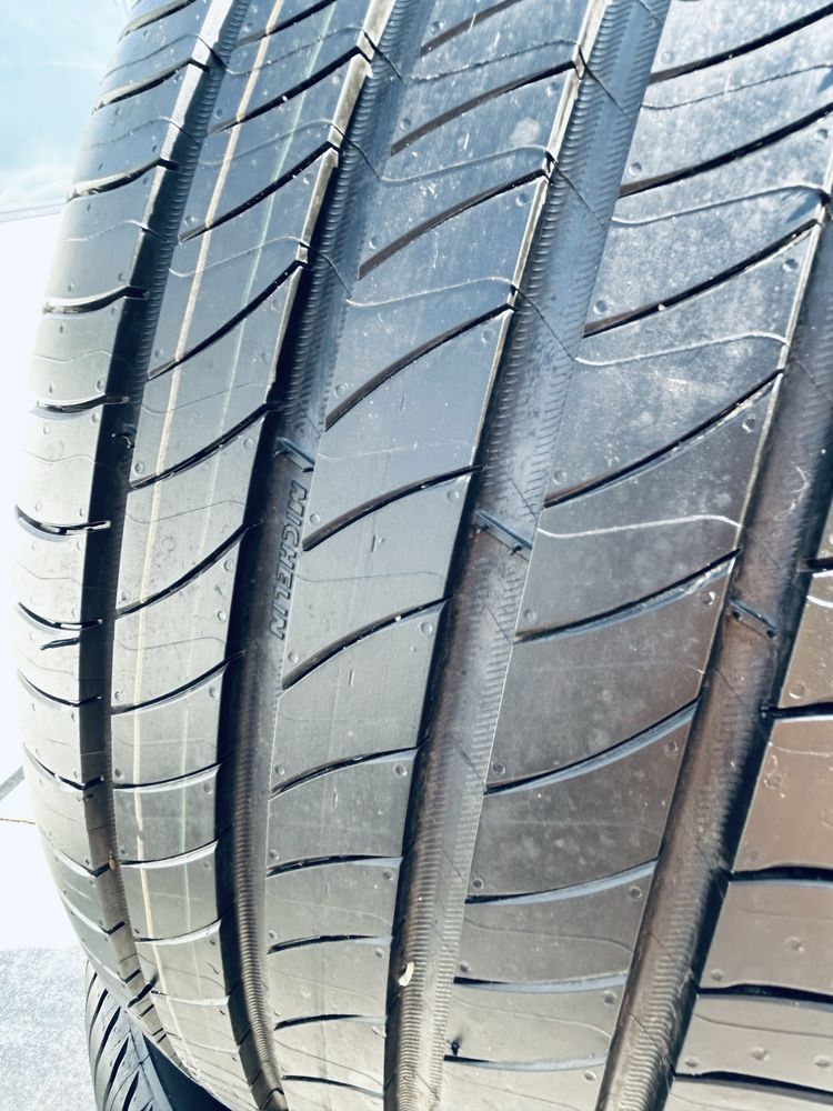 Nowe opony Michelin 235/50/19