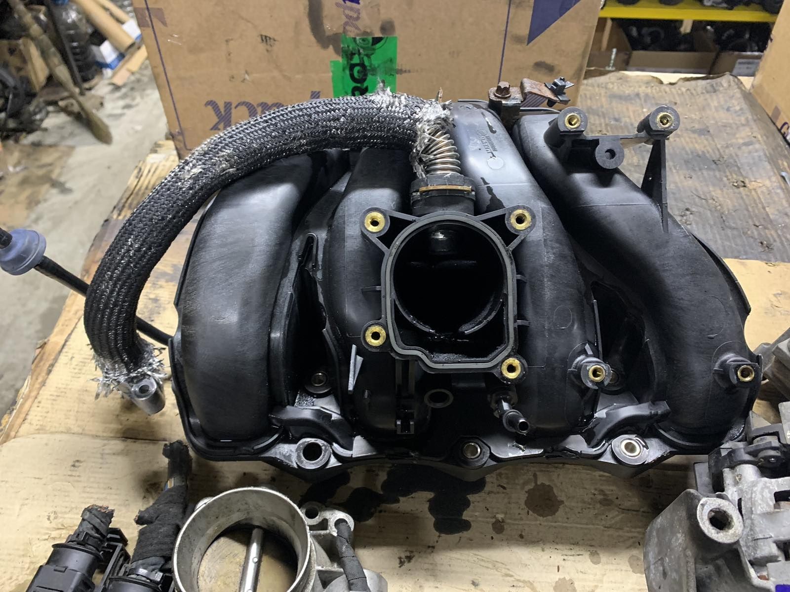 дросельна Z22Se Z22YH 2.2 16v Vectra C Signum Astra