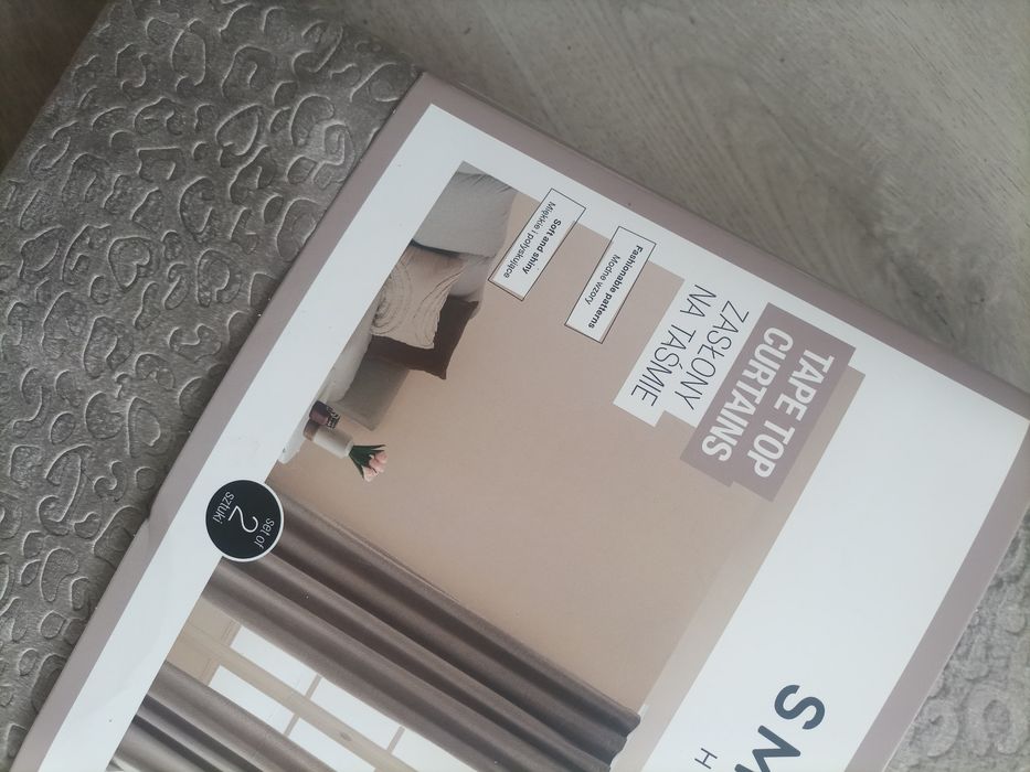 4 zasłony na taśmie z tunelem Smukee kolor ciemnobeżowy 4x zasłona