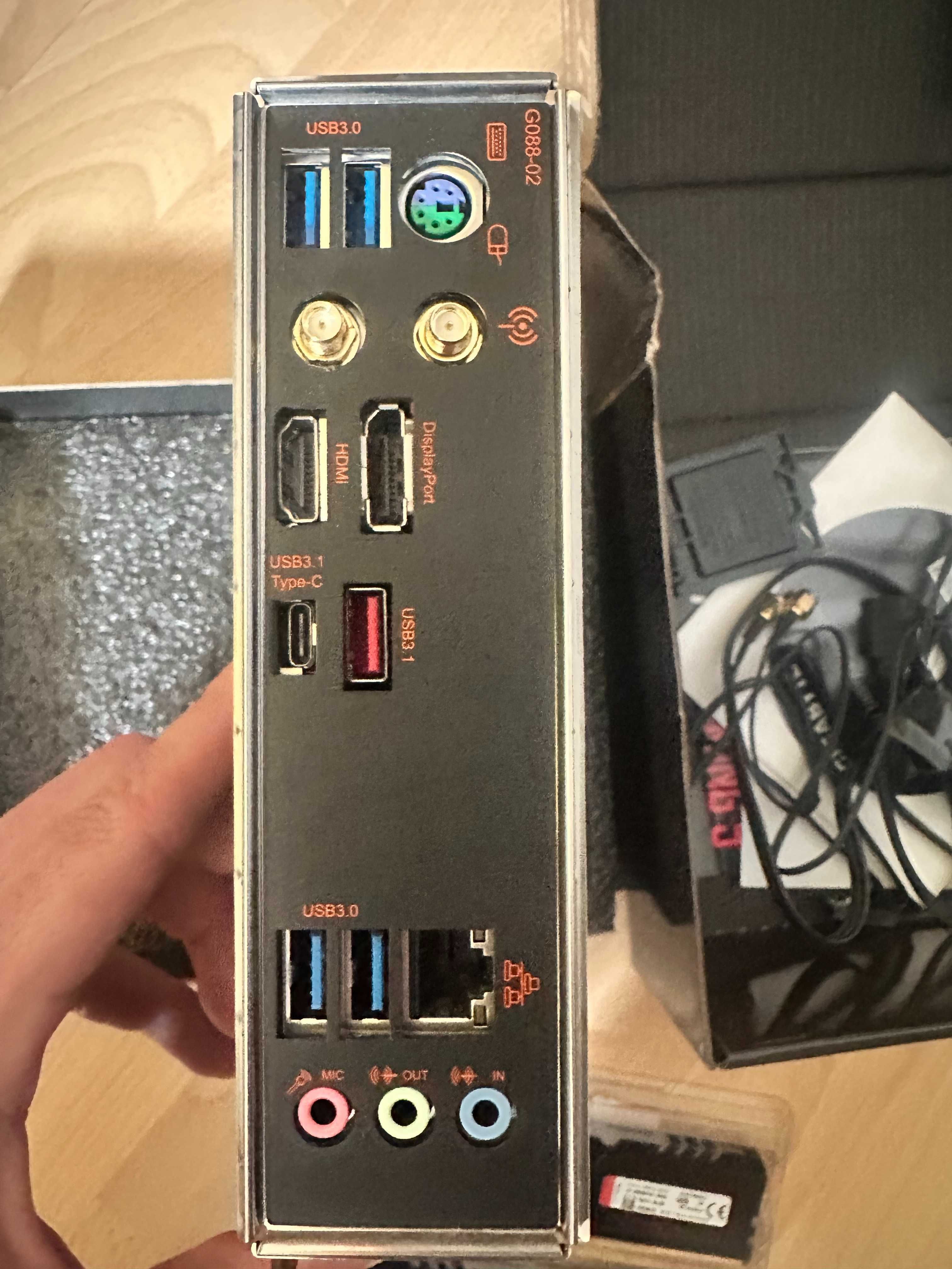 Płyta główna mini-ITX Gigabyte GA-Z270N + i7-6700k + 16gb Ram HyperX