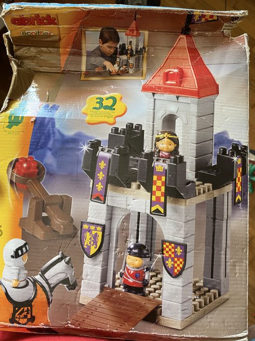 Bonecos Aprick (estilo lego)