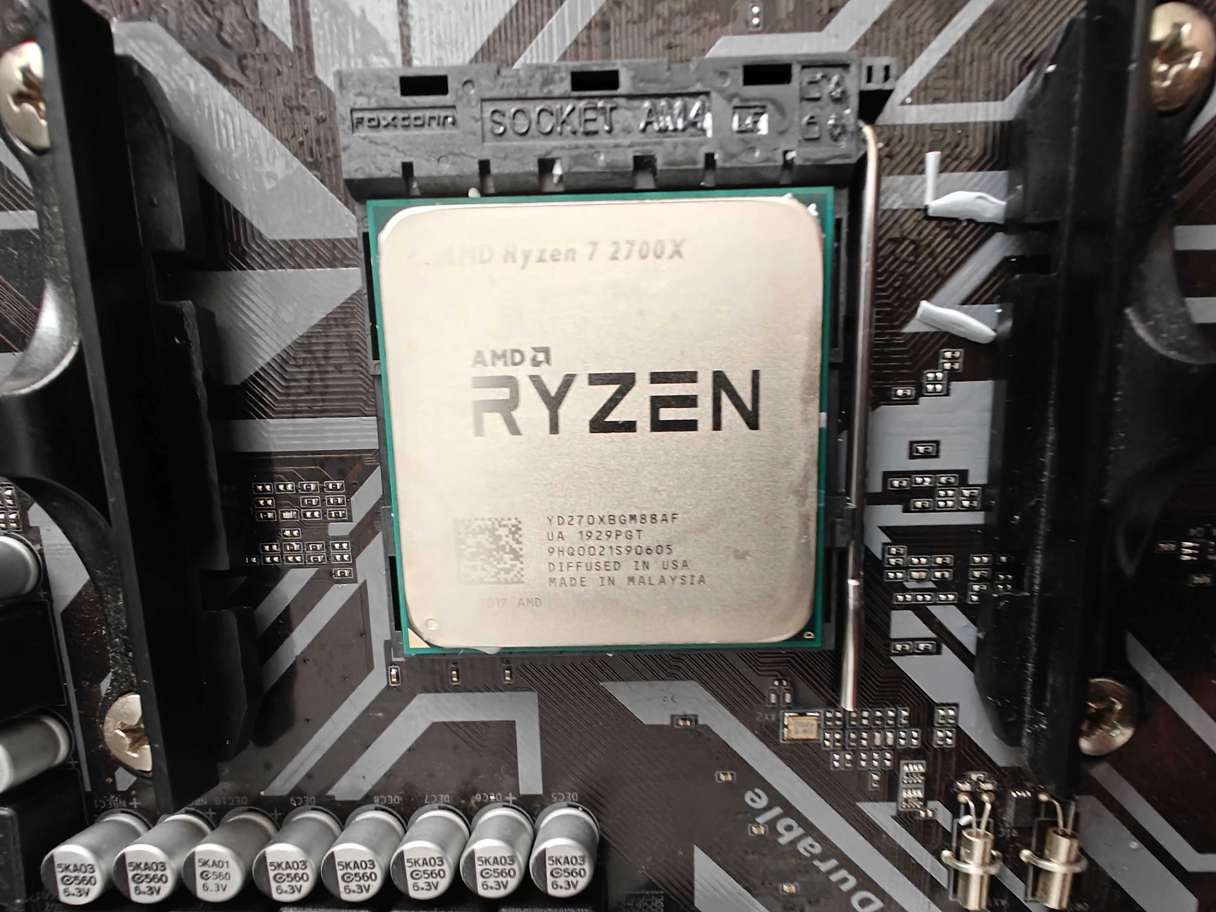 Procesor AMD Ryzen 2700x + b450M DS3H