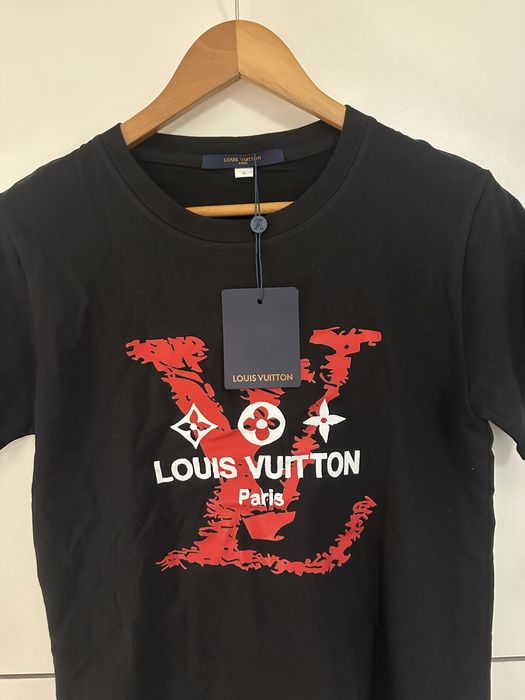 T-shirt Louis Vuitton preta nova