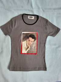 Szara koszulka, t-shirt, Ricky Martin