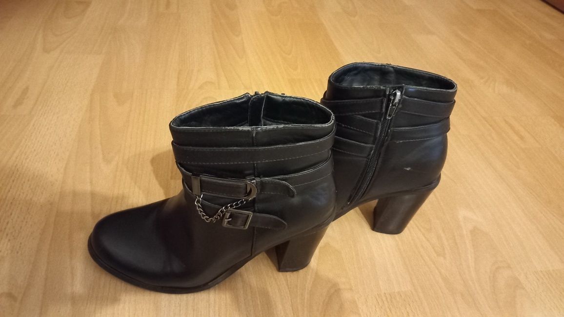 Buty/botki Jenny Fairy z CCC roz. 39/40