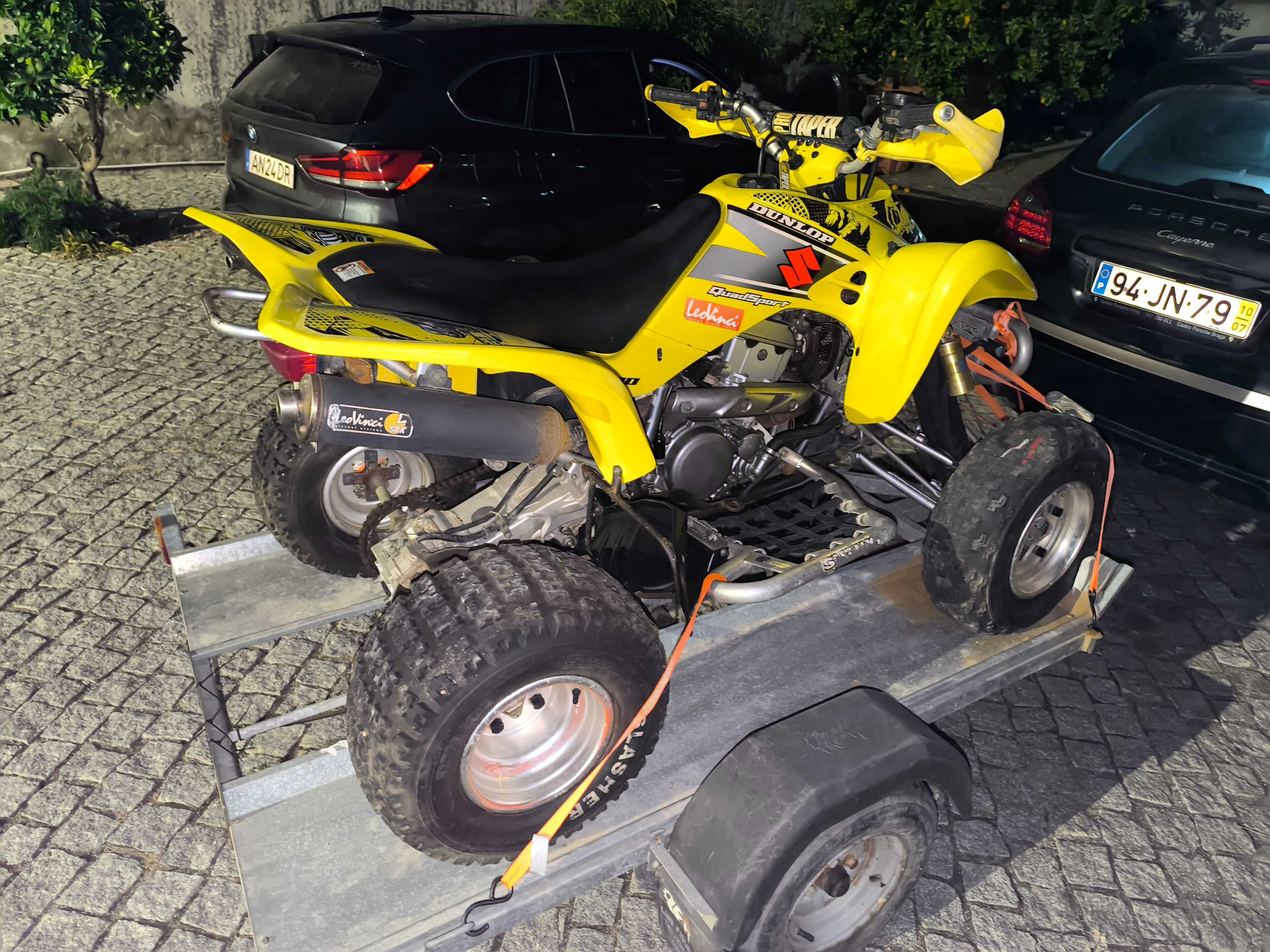 SUZUKI LTZ 400 (OFERTA REBOQUE + MINI MOTA CROSS)