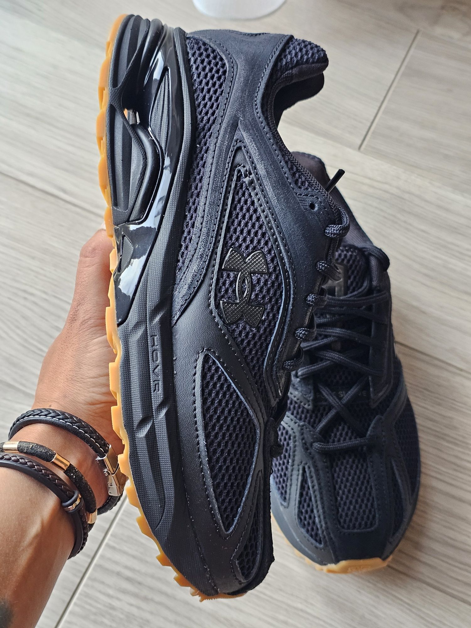 Under Armour UA HOVR Apparition TSM