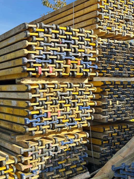 Dźwigary H20 Szalunki stropowe Stemple budowlane Płyta szalunkowa