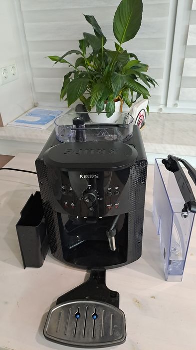 Кавомашина (кавоварка) Krups EA81*