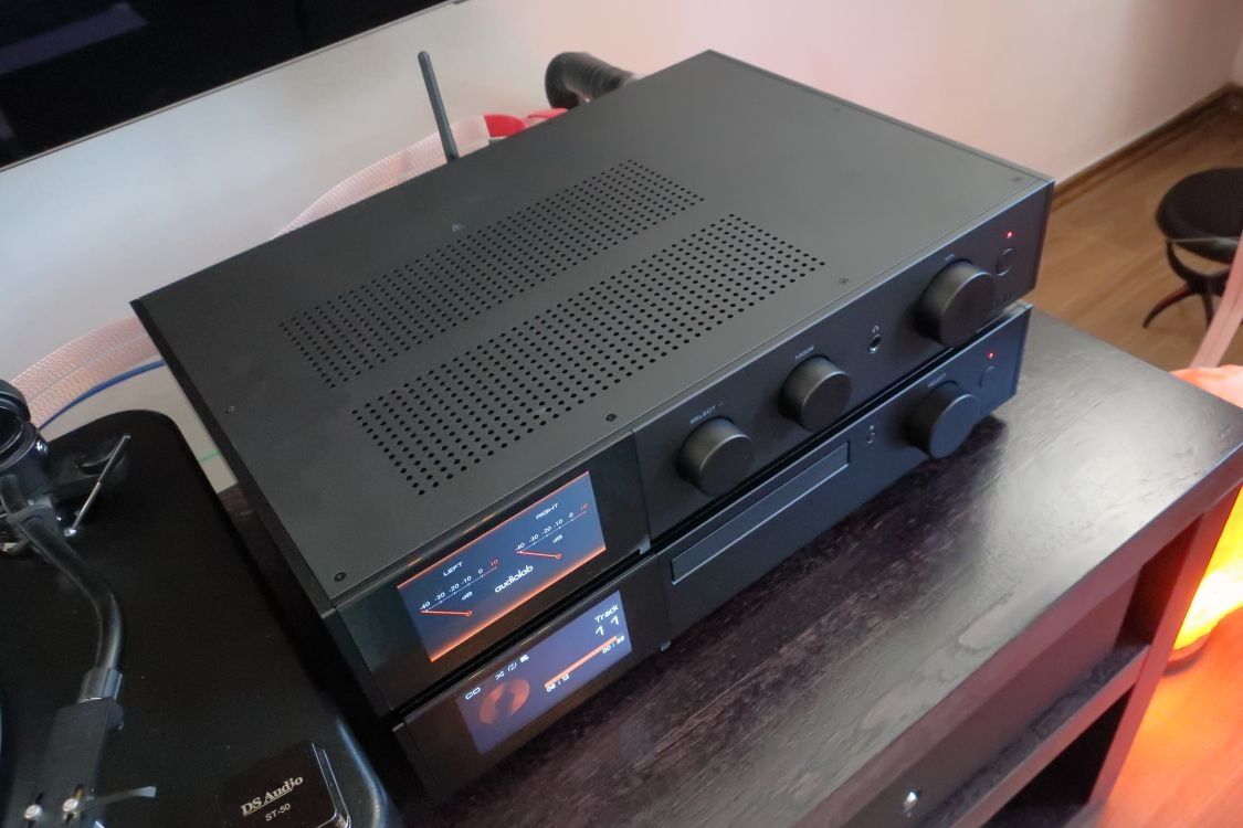 Стерео підсилювач Audiolab 9000A (весь модельний ряд Audiolab)