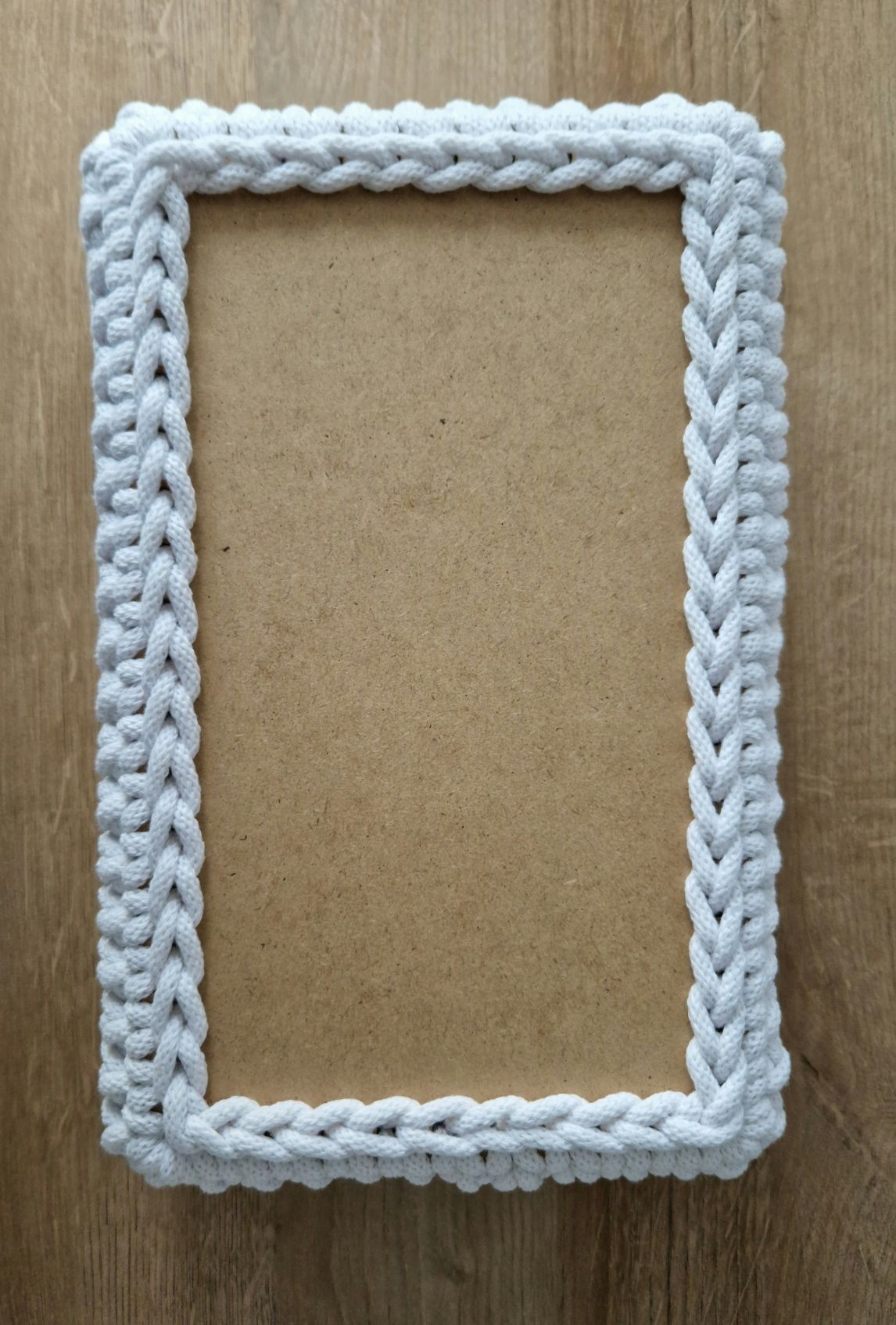 Koszyczek prostokątny ze sznurka bawełnianego/ pomysł na prezent