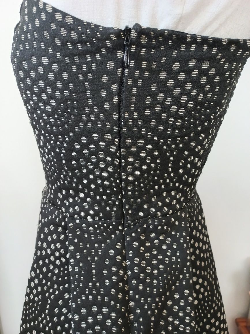 Vestido Zara S com padrão em relevo