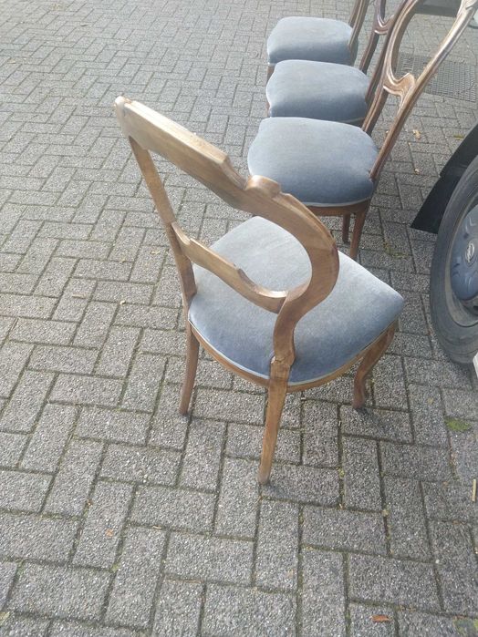 komplet 4 drewnianych włoskich krzeseł