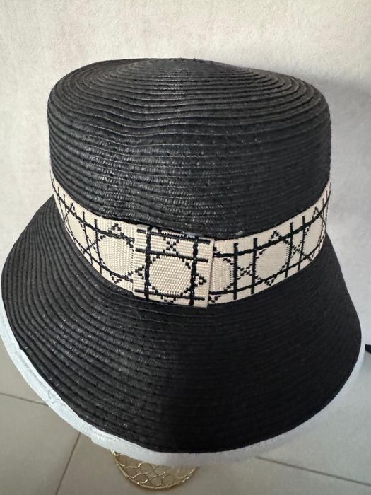Kapelusz damski Dior rozm M regulowany nowy