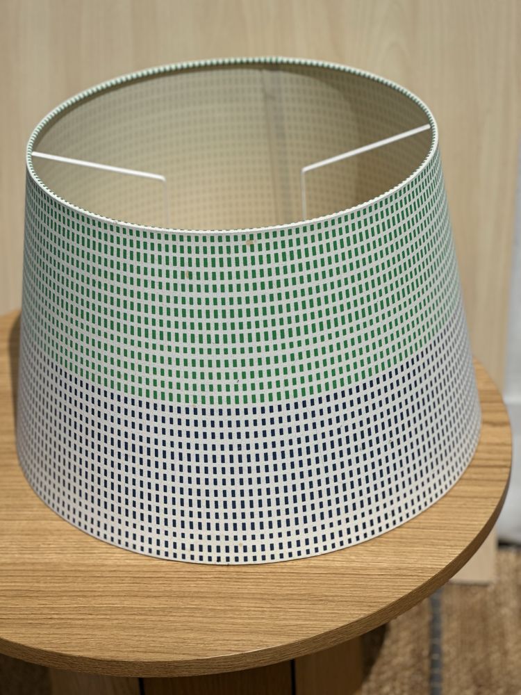 Piekny duzy klosz Ikea