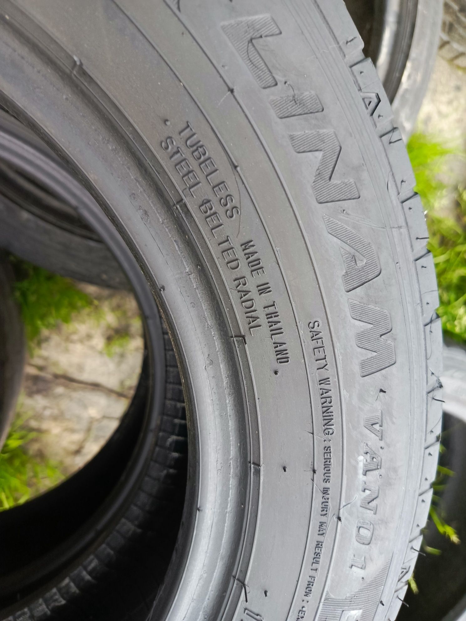 Sprzedam bardzo ładne opony Falken 175/70 r14C
