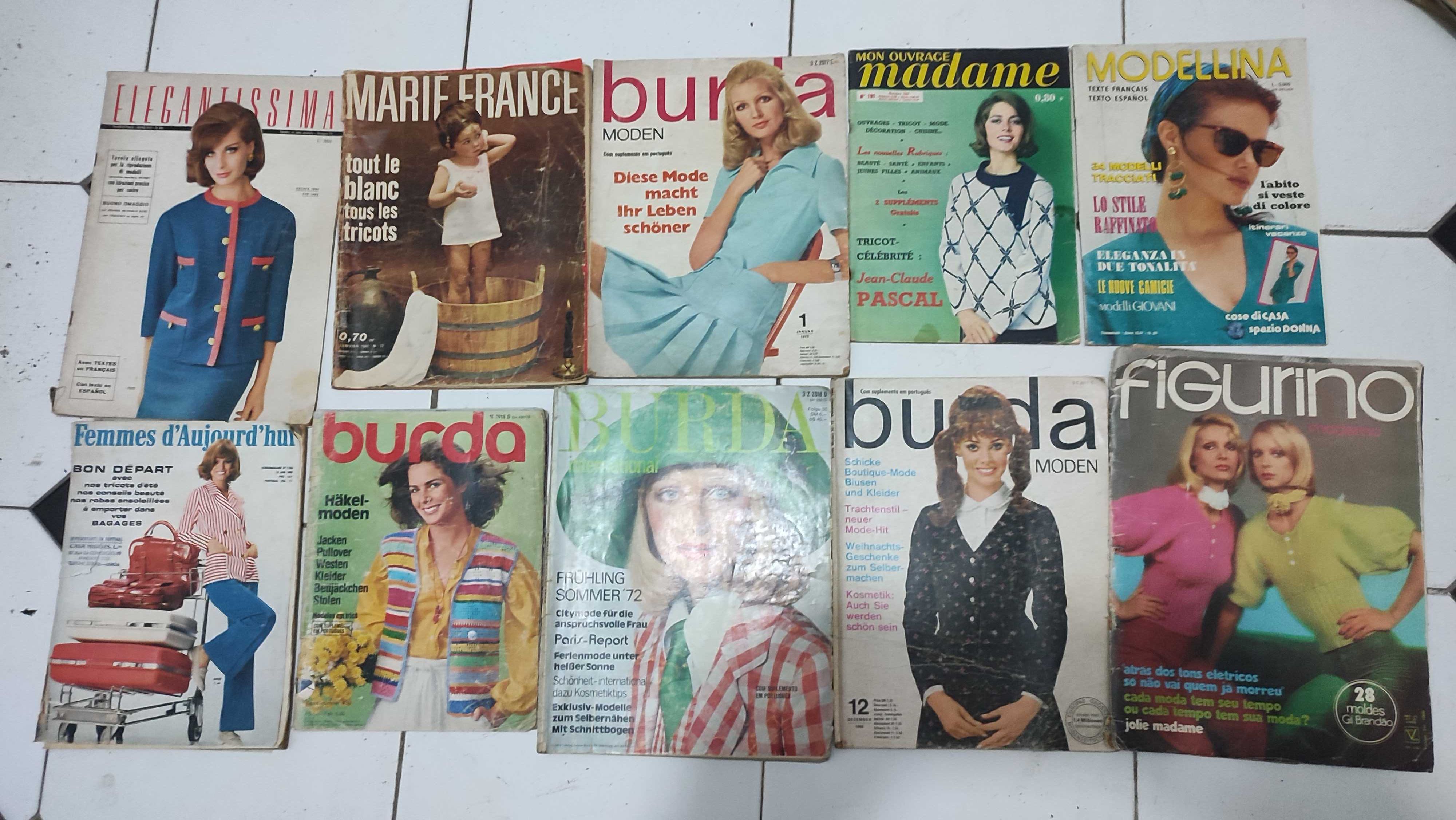 Lote 50 revistas antigas de moda estrangeiras