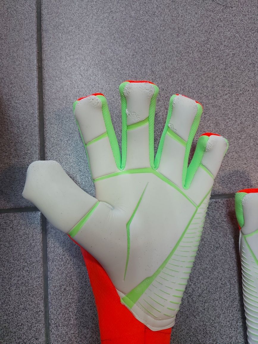 Воротарські рукавички Adidas Predator EDGE FINGERSAVE PRO GL  роз 8