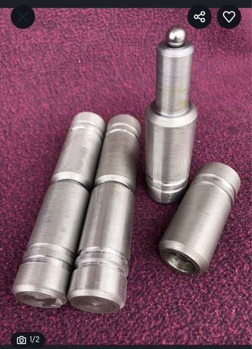 Винтовой замок на шпугу,петли дверные