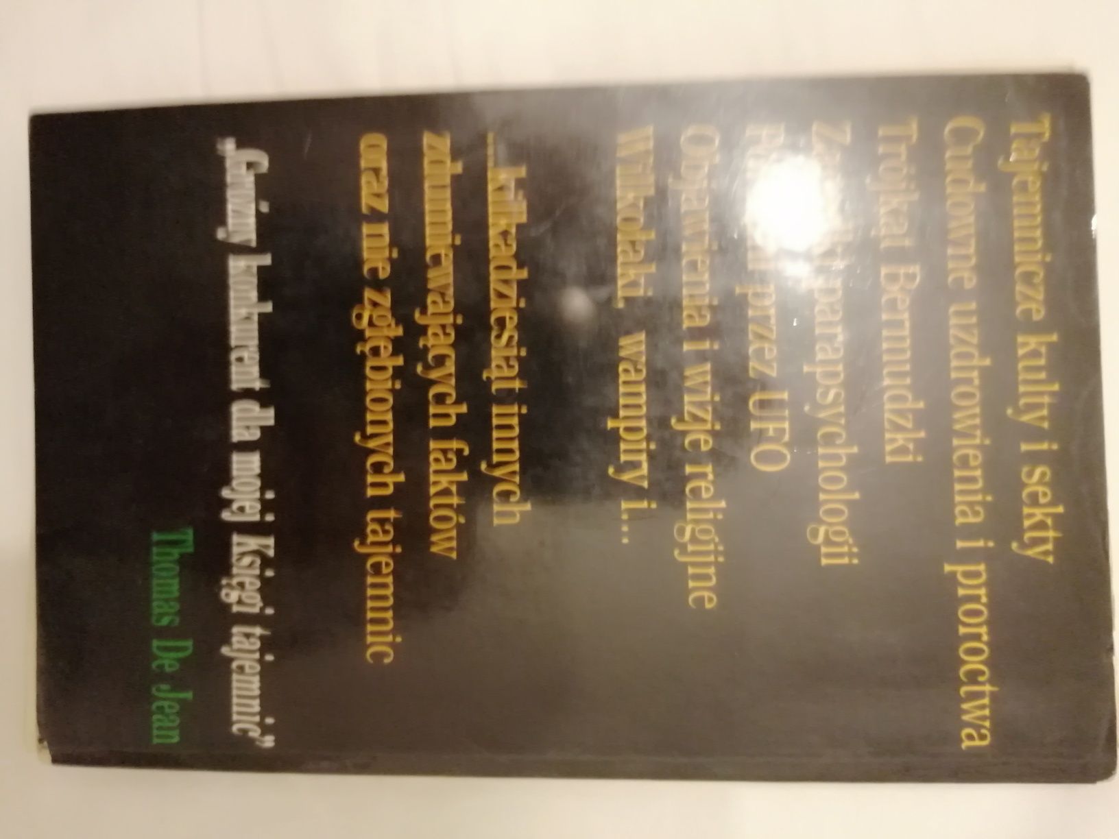 Księga rzeczy dziwnych Pułaski PRL kolekcja