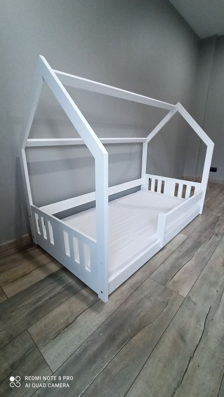 200x80 Łóżko domek białe S